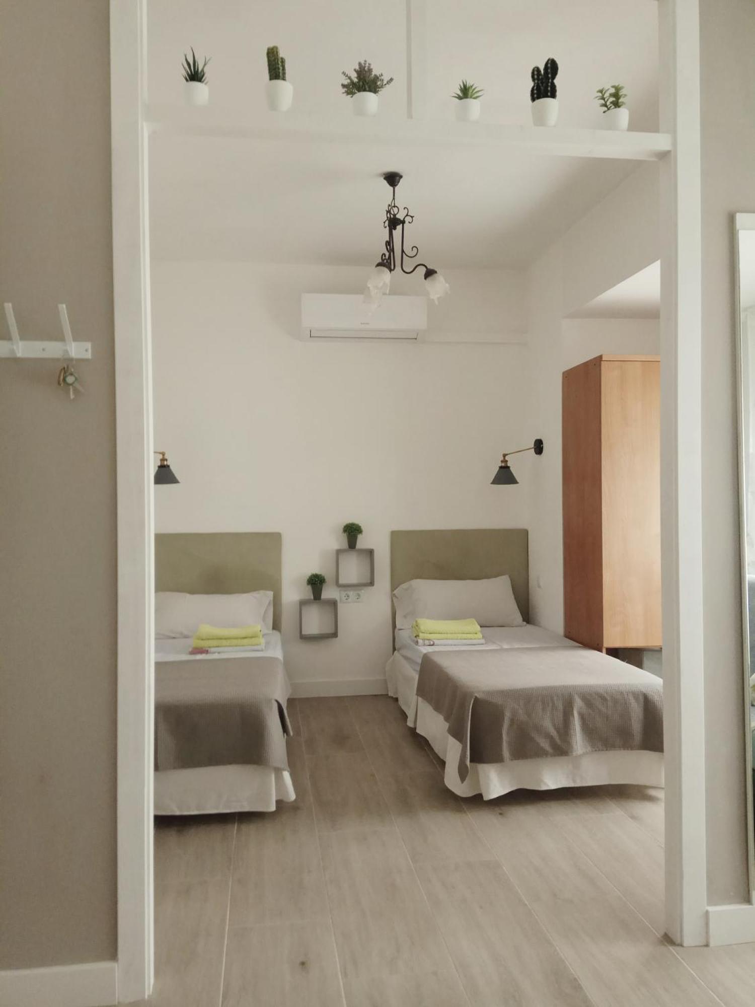 Mini-Apartment Donna Rosa D'Alvadorez 阿利坎特 客房 照片
