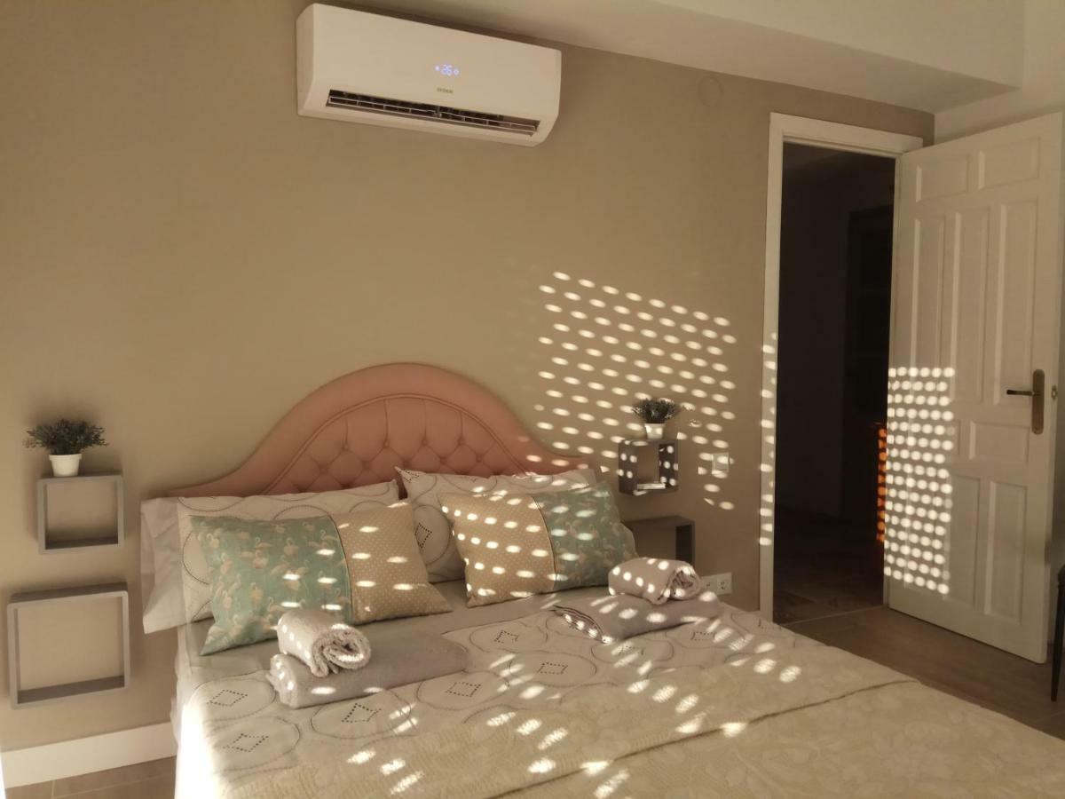 Mini-Apartment Donna Rosa D'Alvadorez 阿利坎特 外观 照片